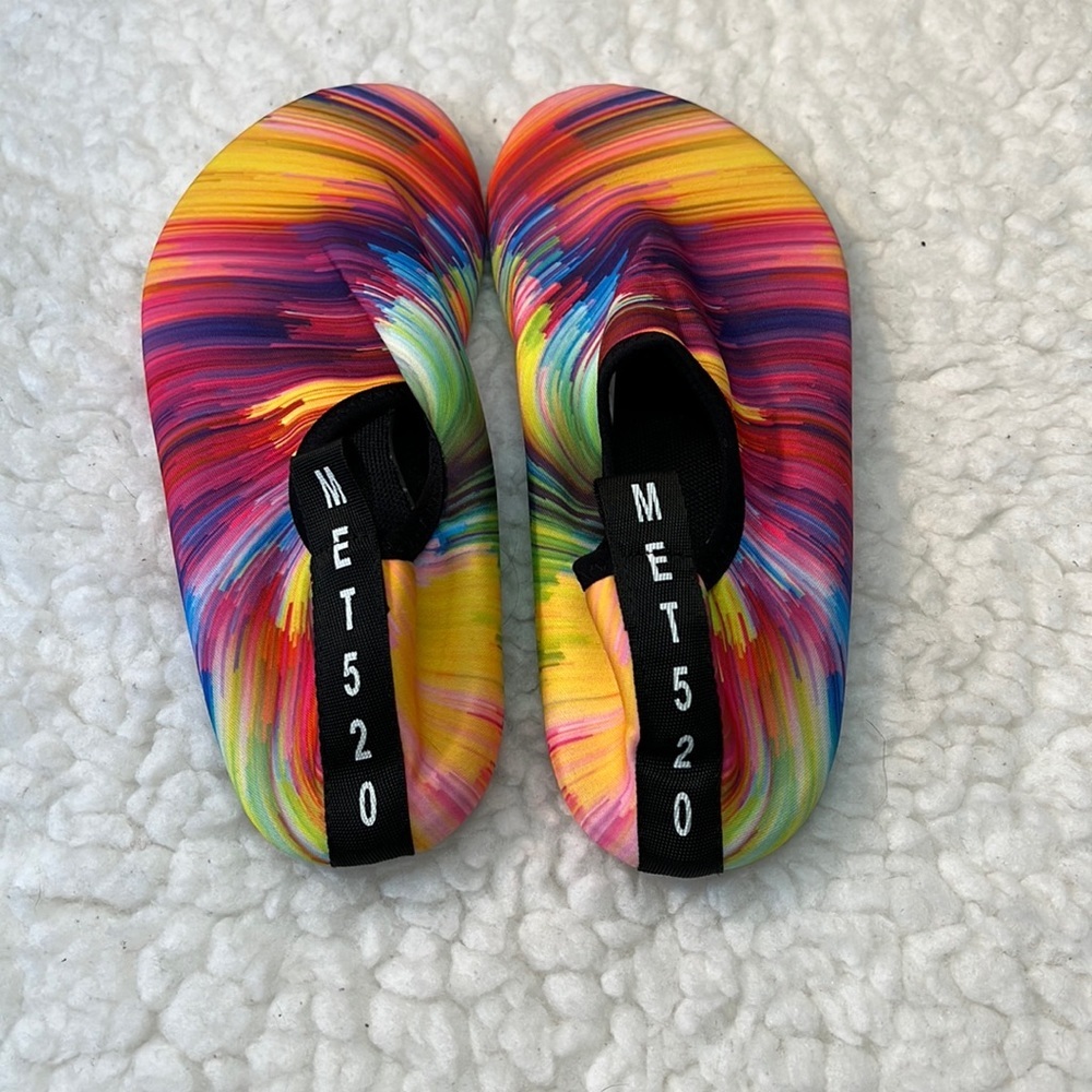 MET520 Multicolored Water shoes in Size 7.5 or 40/41. NWOT.
